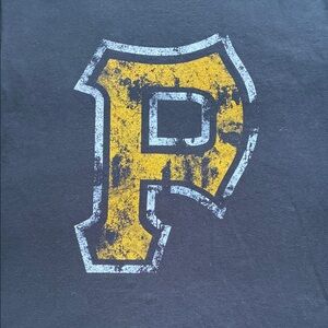 Gildan Black Tee with Yellow 'P' Graphic